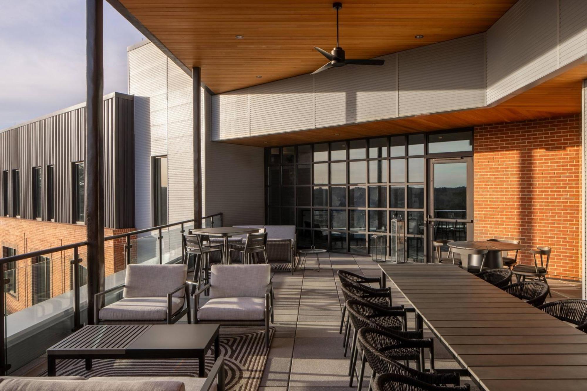 Trilith Guesthouse, Fayetteville, Ga, A Tribute Portfolio Hotel Ngoại thất bức ảnh